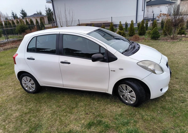 Toyota Yaris cena 7999 przebieg: 390000, rok produkcji 2008 z Chełm małe 172